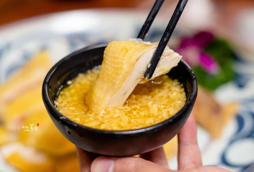 红爆珠三角的孖宝庄园果木烧鹅终于回来了吃它