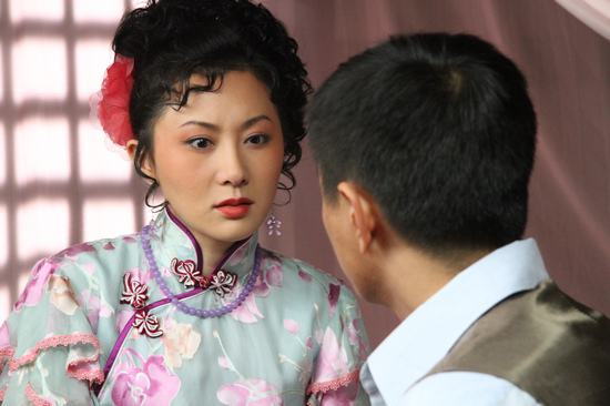 韩复榘智捉"二姨太出轨勤务兵",被老蒋诱杀后收尸的也是二姨太_纪甘青