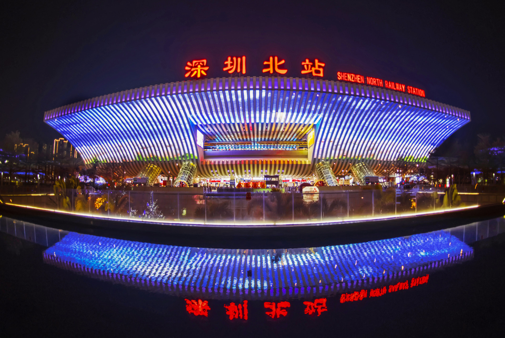 深圳北站夜景图片实拍图片