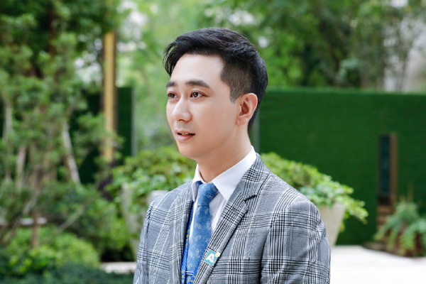 原创安家王子健求婚了吗在房似锦的帮助下看清自己的心意向朱闪闪求婚