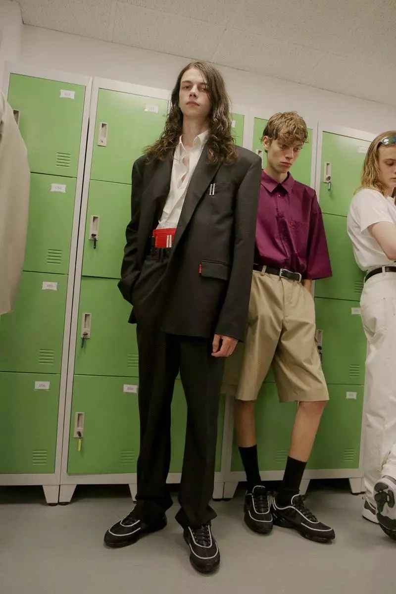 19ss show vibes#3martine rose 2020/秀场直击/始终在贯彻"女穿男装"