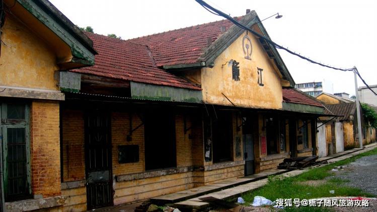 广东省廉江市重要的铁路车站廉江站