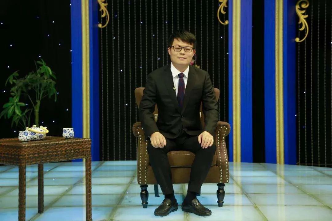 直播8天3亿营收,再好的话术也抵不过真诚!|连线对话知名企业家颜伟阳