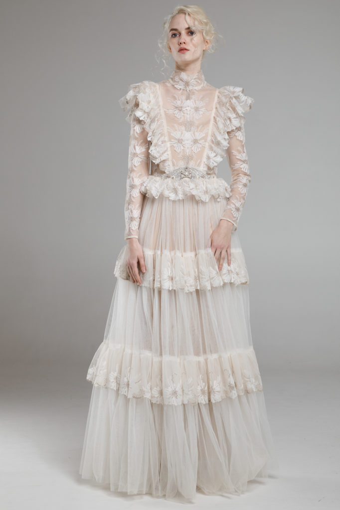 bohoweddingdresses提点新娘性格的迷人多面性英国婚纱品牌katyakatya