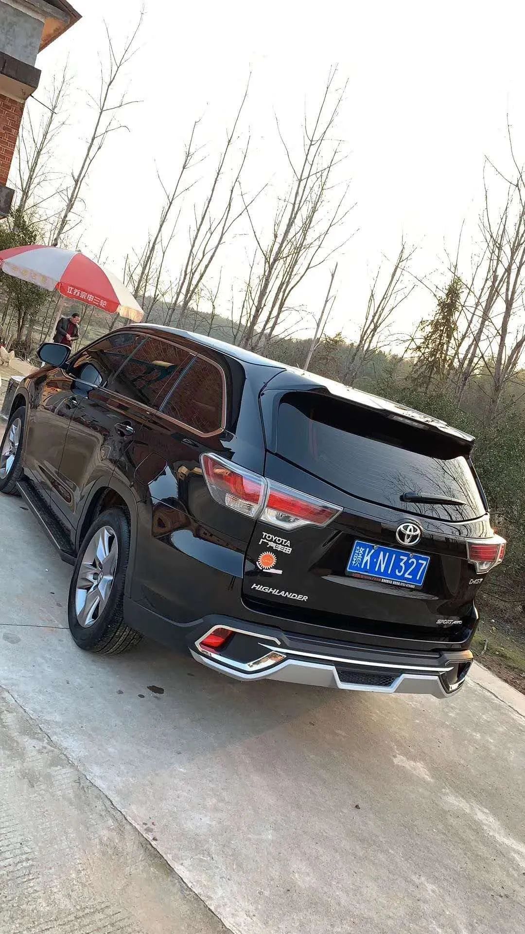 精品车源首付7万17年四驱豪华七座丰田汉兰达