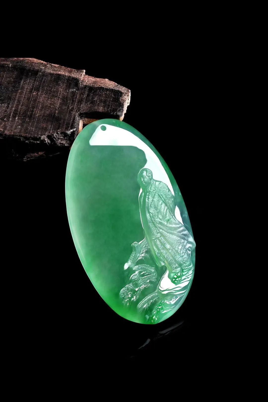 女人为什么要佩戴翡翠这是我见过最好的答案