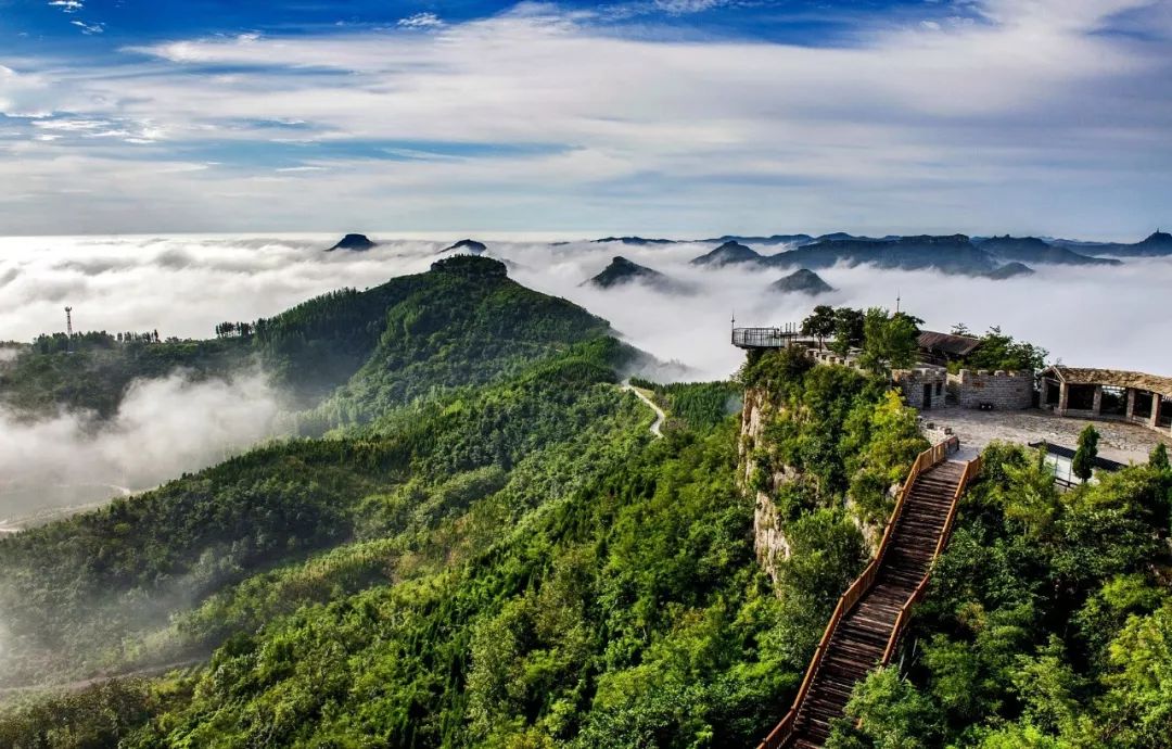 天上王城海拔图片