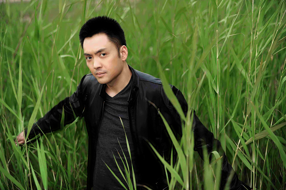 还珠格格萧剑为香妃刘丹背负骂名扫墓18年一席话证明真男人