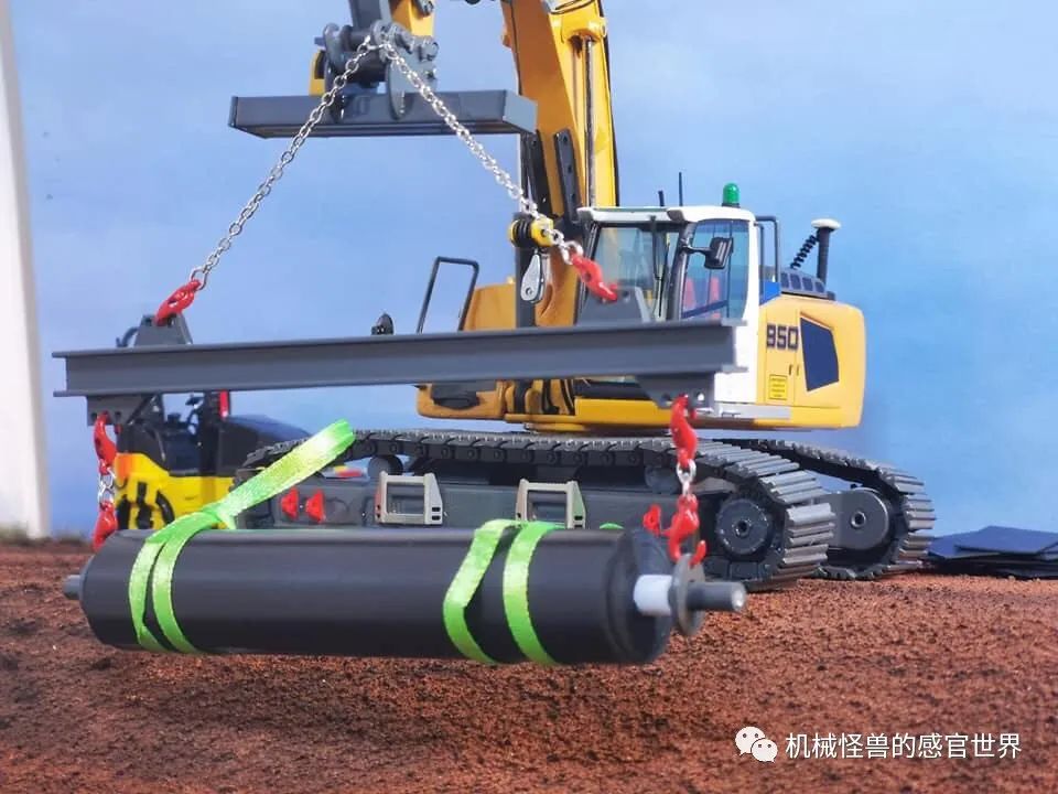 不仅仅是挖掘机liebherrr950加装滑轮组变身护坡神器