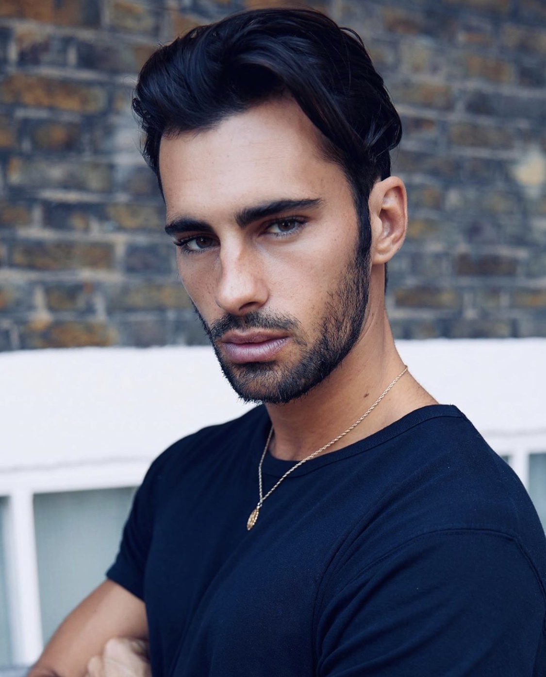 原创险些被捧杀23岁英国男模elliotmeeten重新回春他的资源真的好