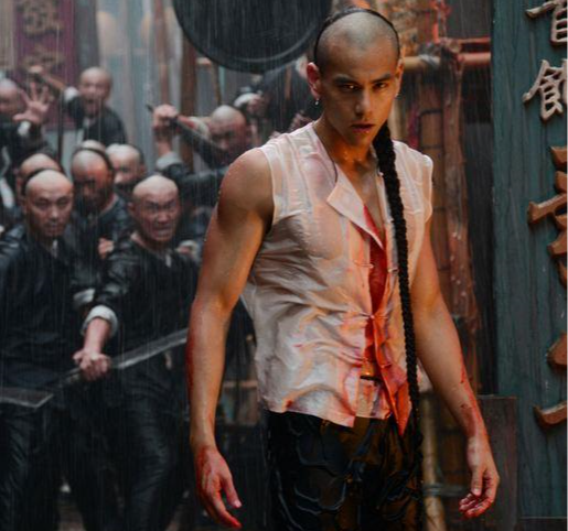 肌肉男神彭于晏,小迷妹们赶紧来领取你的"国民老公"_电影