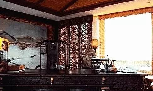 原创何炅的梯子张纪中的海豹明星的书房里都有啥