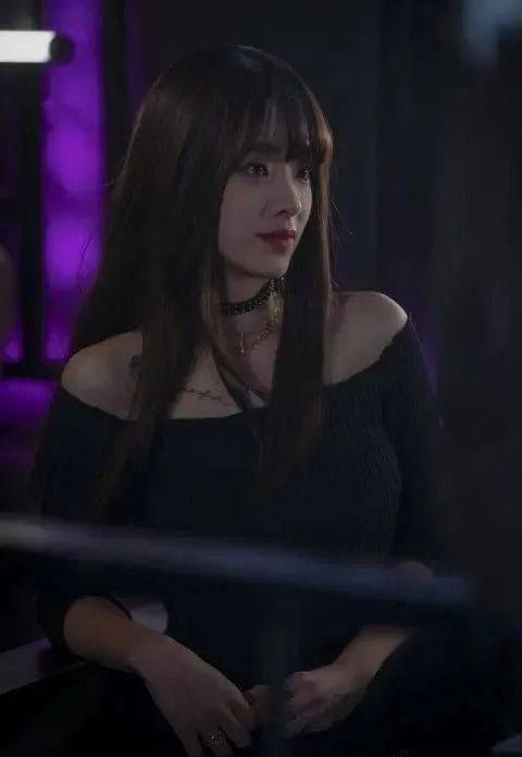 《梨泰院》变性人「马贤利」爆红,中性风格广受好评!