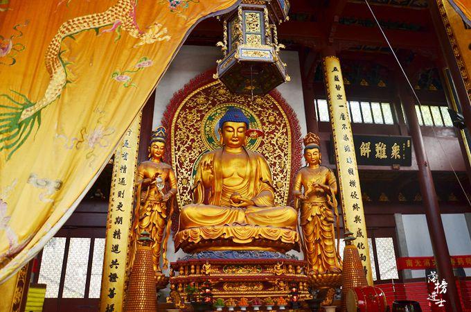 杭州最早的古寺,迄今已有1700年历史,其中一位名人"家喻户晓"_灵隐寺