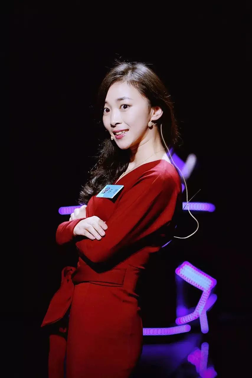 那一年,我和马云同框啦_许艳