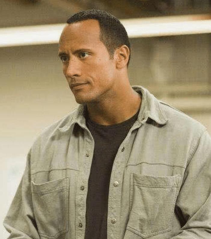 史泰龙的20岁强森的20岁斯坦森的20岁都不及来自中国他的20岁