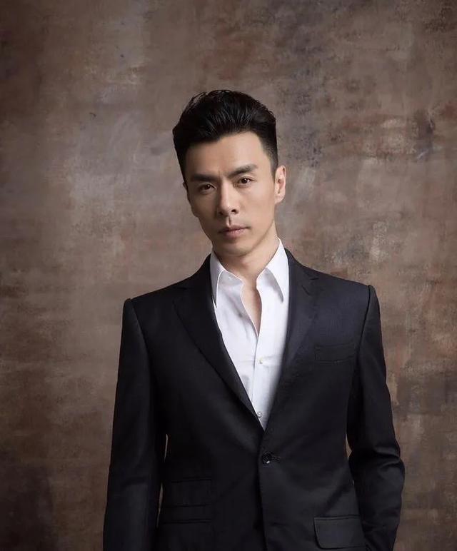 清华学霸出身放弃金领工作参加好男儿今柏栩栩退圈当主持