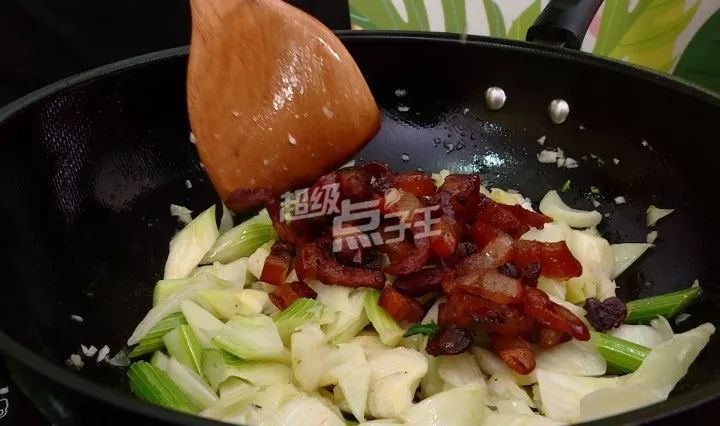 茴香头你会吃吗?这样做脆甜又够味