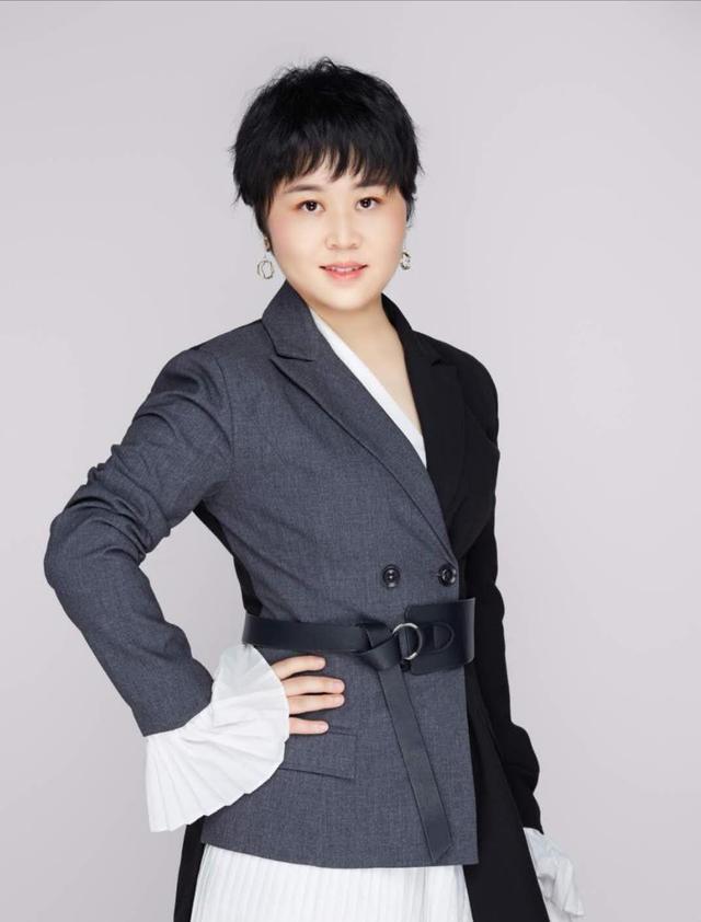 中国人寿保险西安分公司经开营销服务部刘小艳——对客户负责到底