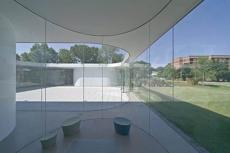 西泽立卫中国第一个美术馆用80万块青砖致敬传统文化