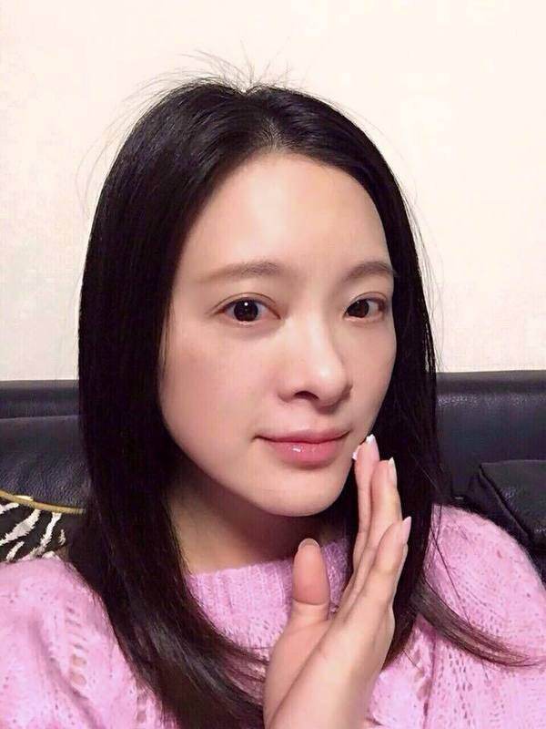 原创刘真因病去世老公含泪吻别后与外界失联小s发文悼念泣不成声