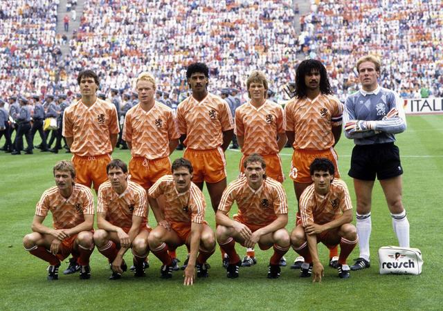 提振士气荷兰国家电视台重播1988年欧洲杯决赛