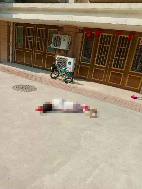 小女孩意外死亡图片