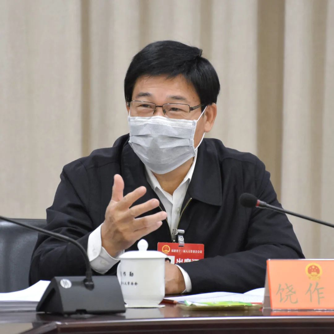 饶作勋清明时节,如何倡导移风易俗,文明祭扫,要提前做好宣传解释工作.