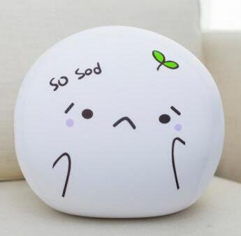 当宝宝吐奶时表情痛苦或伴有其他异常症状,如:反复吐奶,吐奶量大;严重