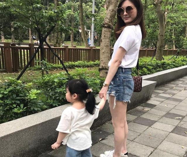 夫妻纪念日成忌日!44岁刘真病逝,曾坦言有女儿后很怕死