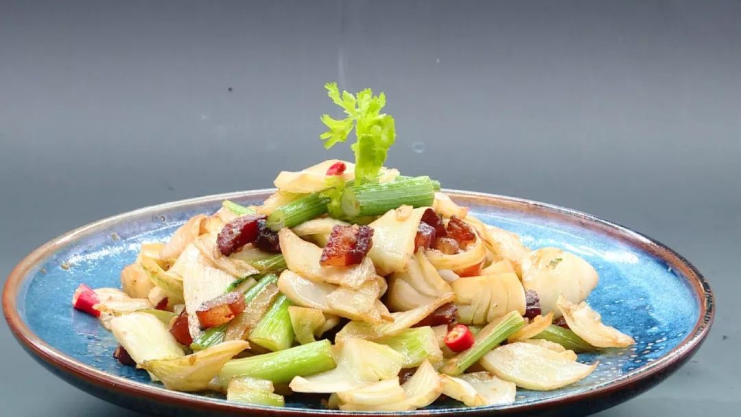 茴香头你会吃吗?这样做脆甜又够味