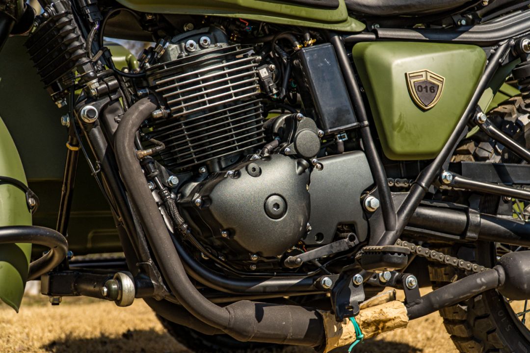 军迷的福利试驾398万元的鑫源自由风500边三轮