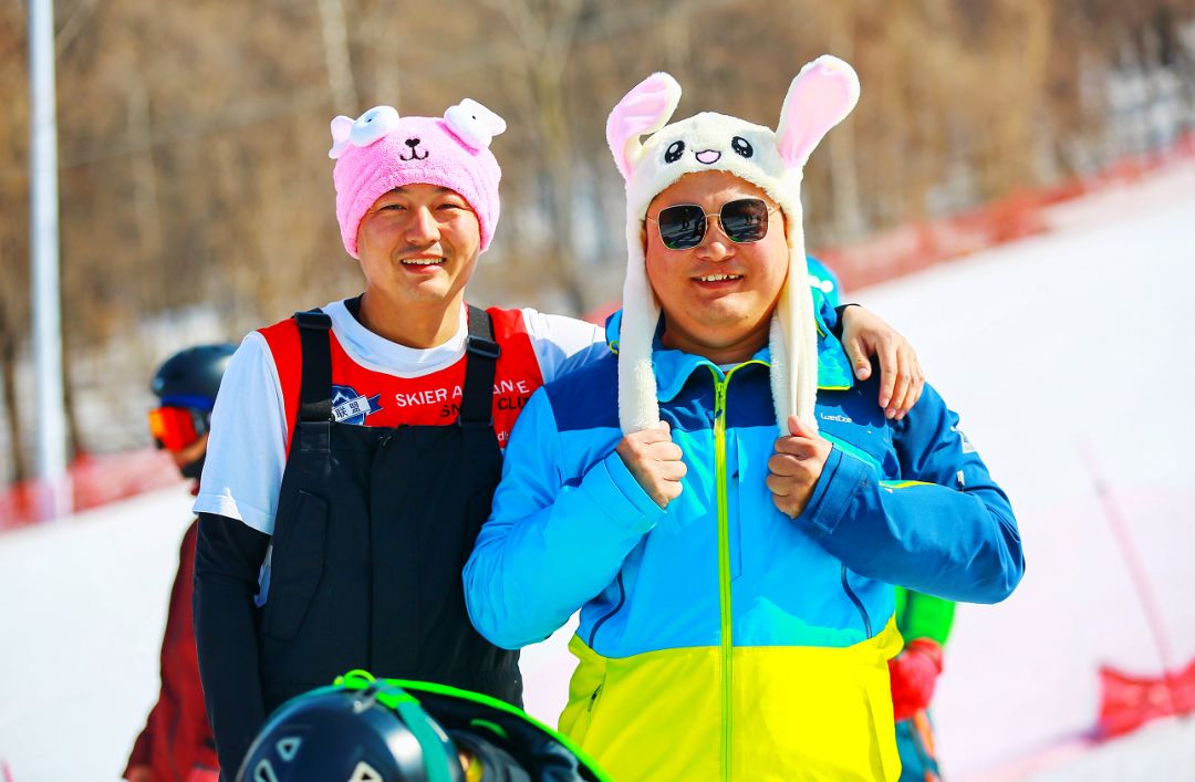 吉林北大壶滑雪场光猪节太会玩了