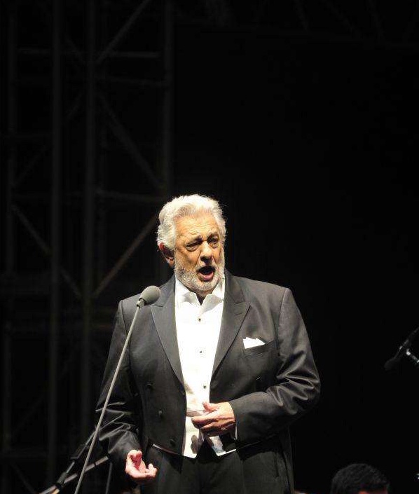 "世界三大男高音"之一,西班牙歌唱家普拉西多·多明戈新冠病毒检测呈