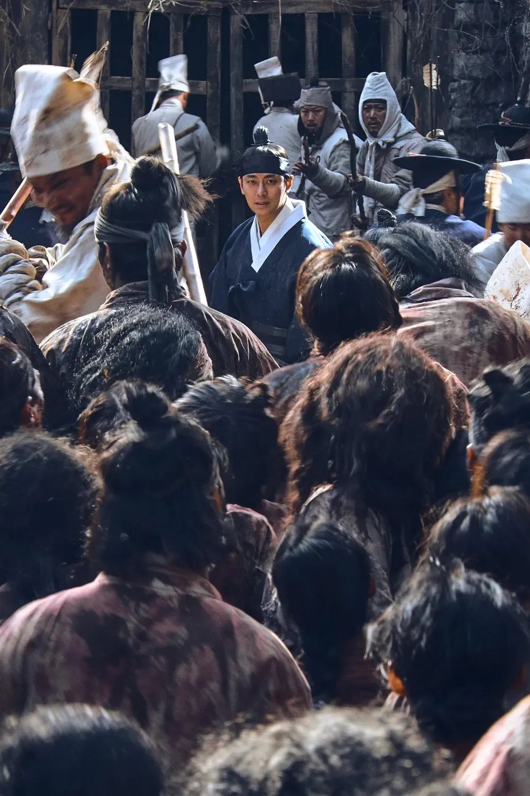 切勿成为王国里的现实主义者