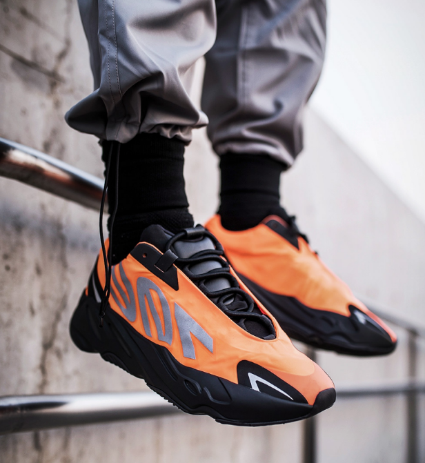 椰子又出新款了yeezy700mnvn全新鉴赏