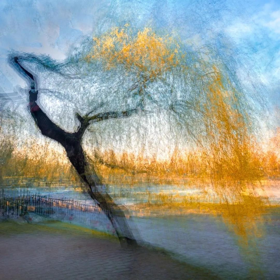 布达佩斯一自由摄影师,将多重曝光玩得贼溜,作品如油画般惊艳