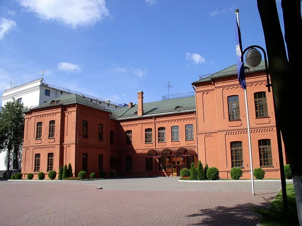 白俄罗斯国立美术学院图片