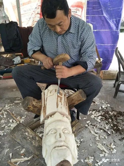 "雕刻师"刻不容缓变身志愿"消杀员"_韩洪