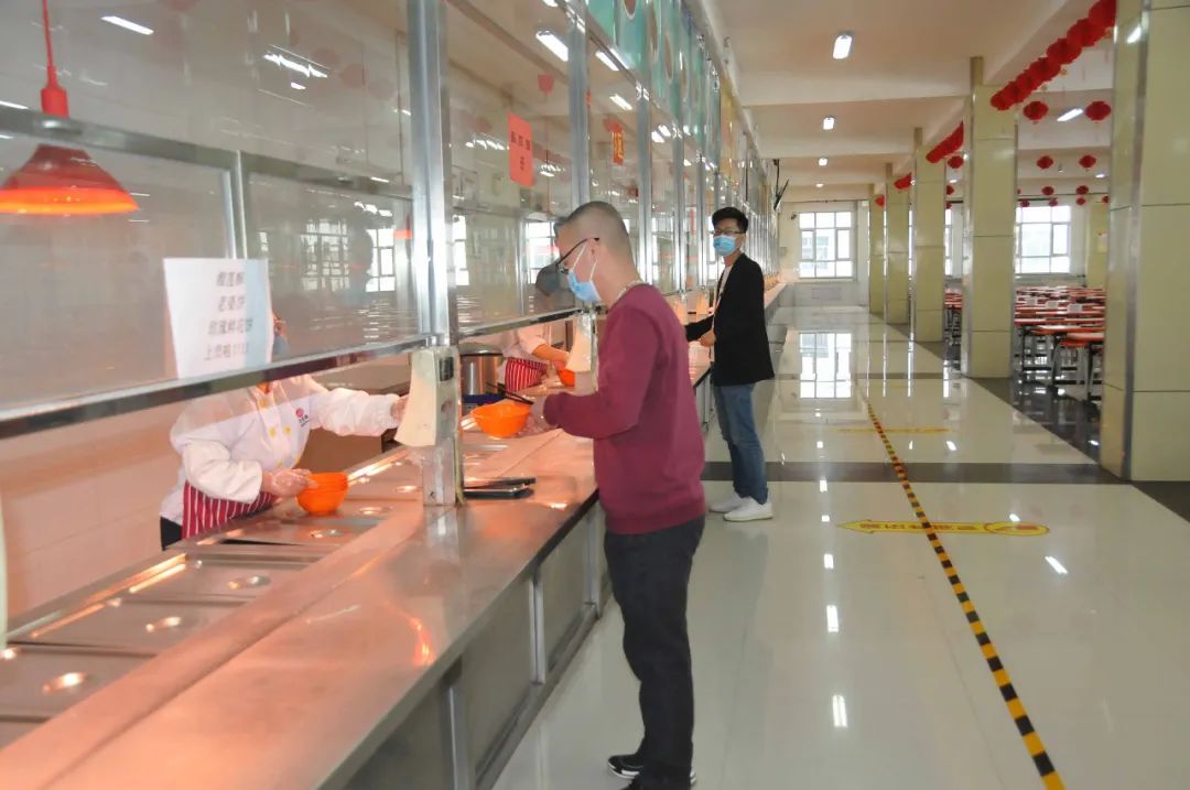 疫情防控实拍怀仁一中组织模拟开学防控疫情应急演练图文