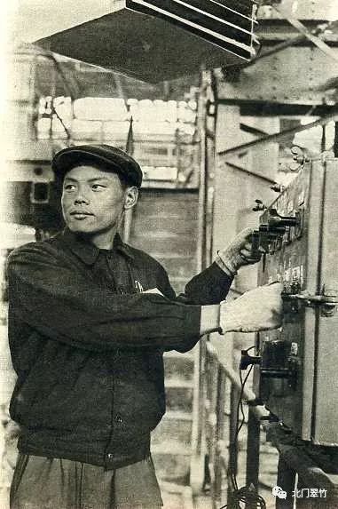 老照片 | 鞍钢(社会主义钢铁基地)_工人