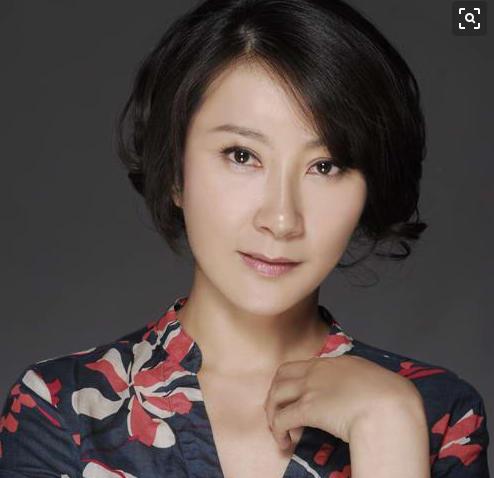 苏小明弃国内大歌星地位国外开杂货铺回国后转行演员大获成功