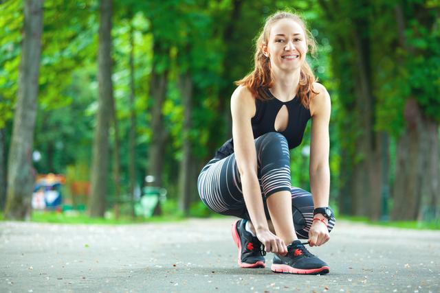 晨跑vs夜跑春季跑步你该如何选择
