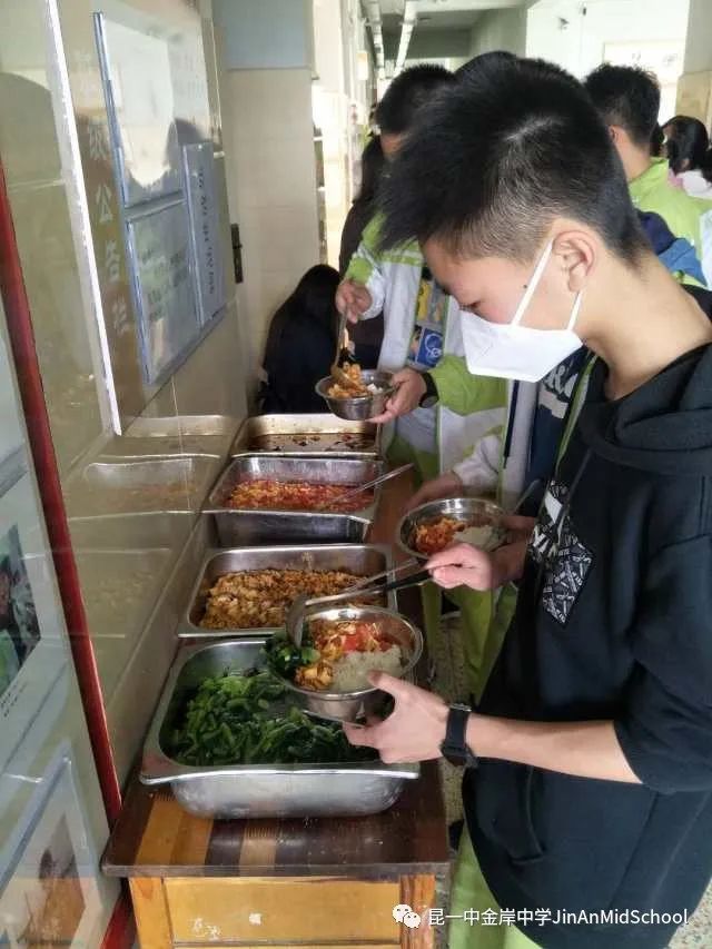 措施保障平稳运行昆一中金岸中学毕业年级师生进入正常模式