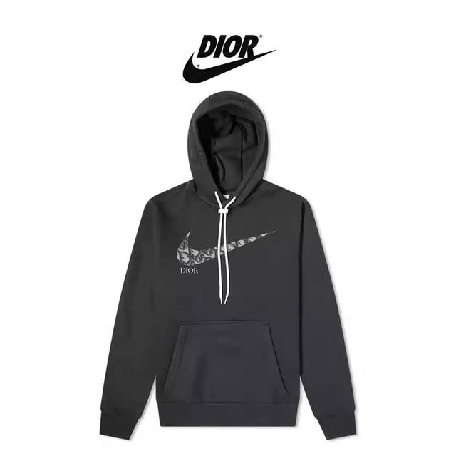 1000双联名aj1不够抢diorxnike或将推出联名服饰单品