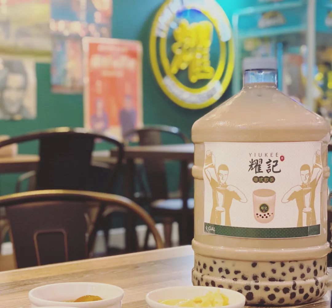 在洛杉矶想喝杯奶茶都难我一步到位实现了1加仑奶茶的自由