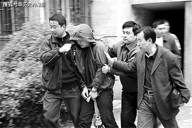 原创辽宁悍匪王强8年杀害45人为何独独对情侣下手