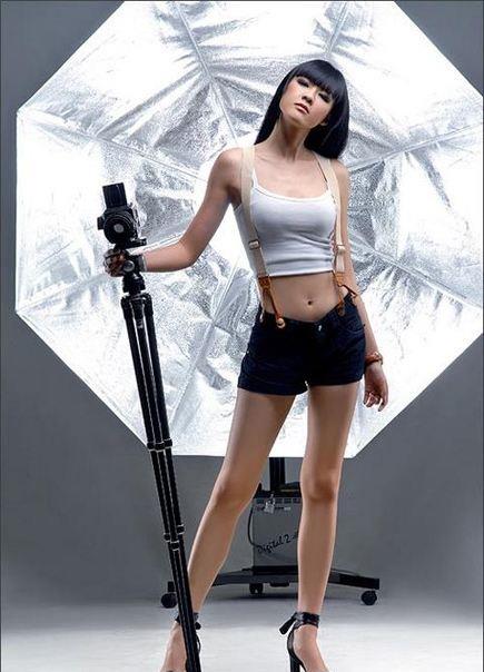 原创做过模特歌手演员的主持人李艾怀孕了大方晒孕肚照