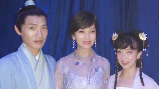 原创新白娘子传奇演员26年重聚碧莲夏光莉未至原因令人痛心