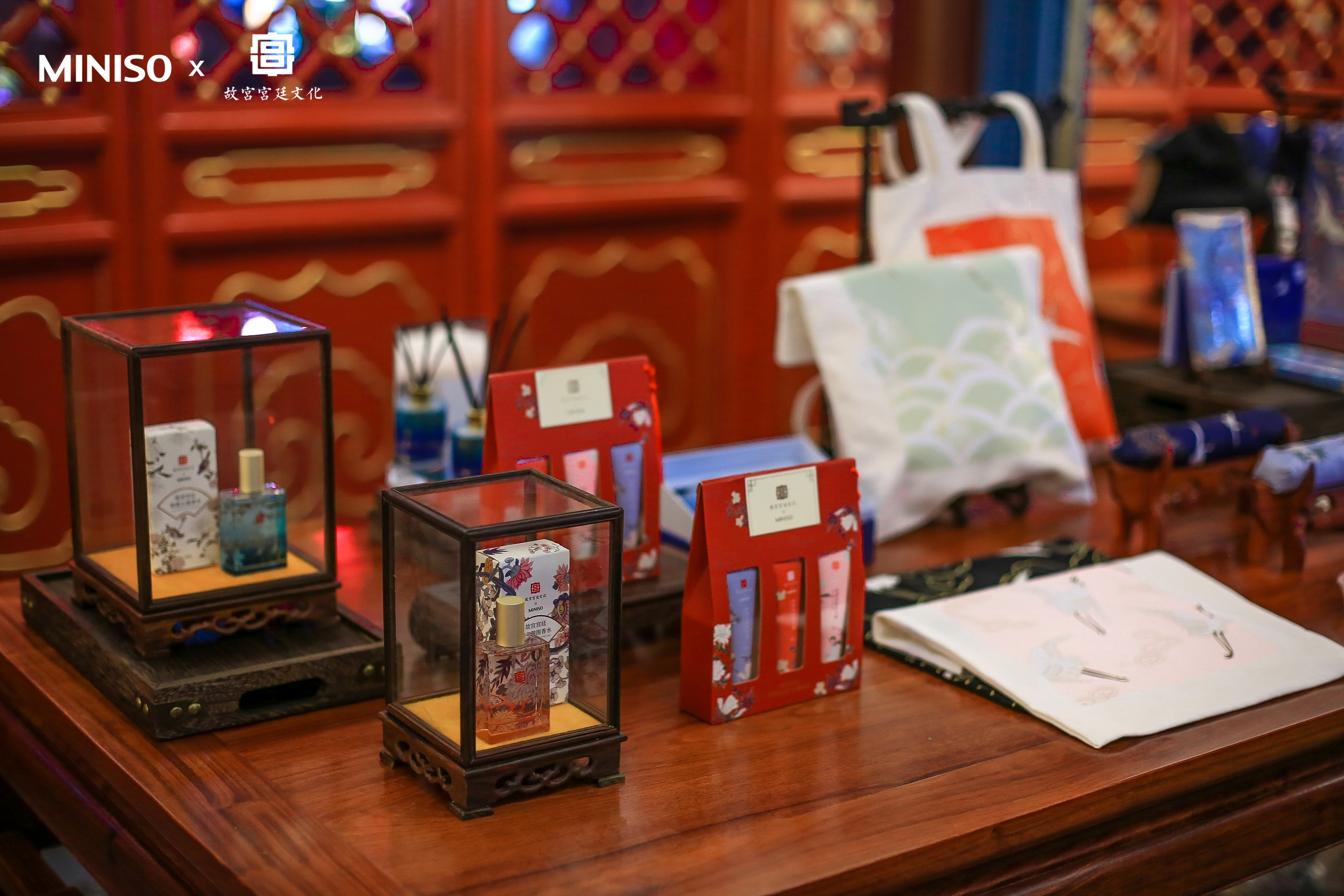 国潮新风尚活动策划名创优品x故宫宫廷文化